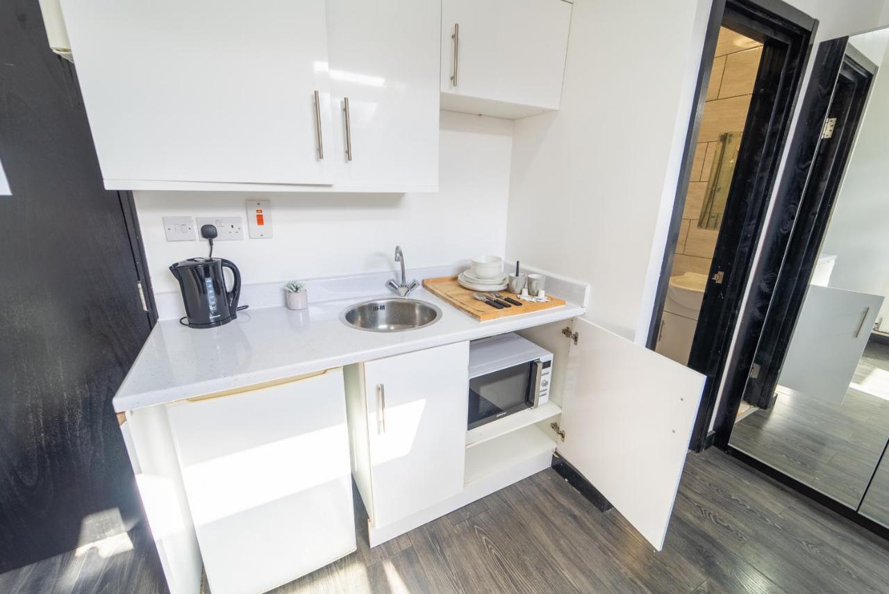 Staysa Equipped Studios Near Qe And Uob In Guesthouse Close To The City! Бирмингам Стая снимка