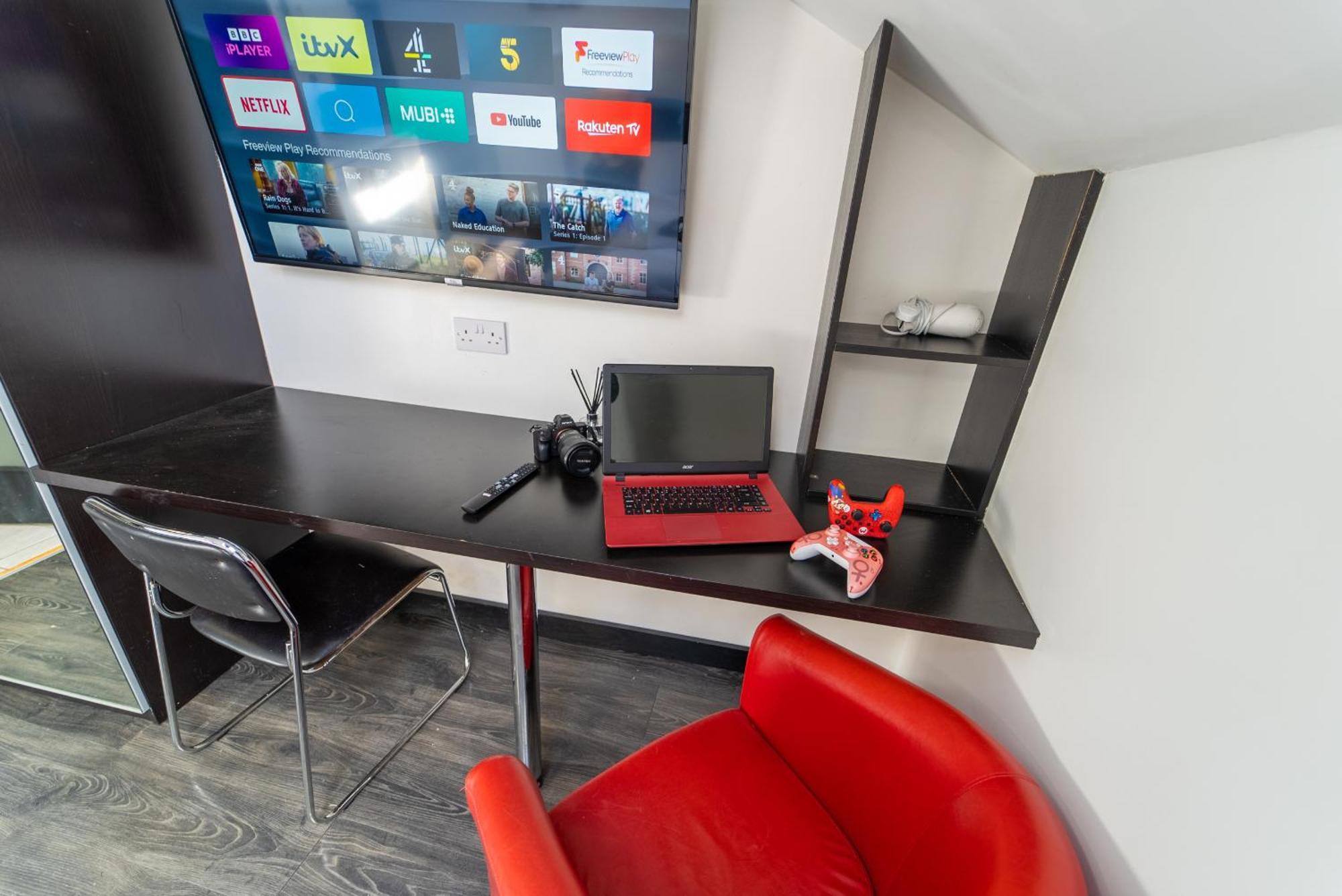 Staysa Equipped Studios Near Qe And Uob In Guesthouse Close To The City! Бирмингам Стая снимка
