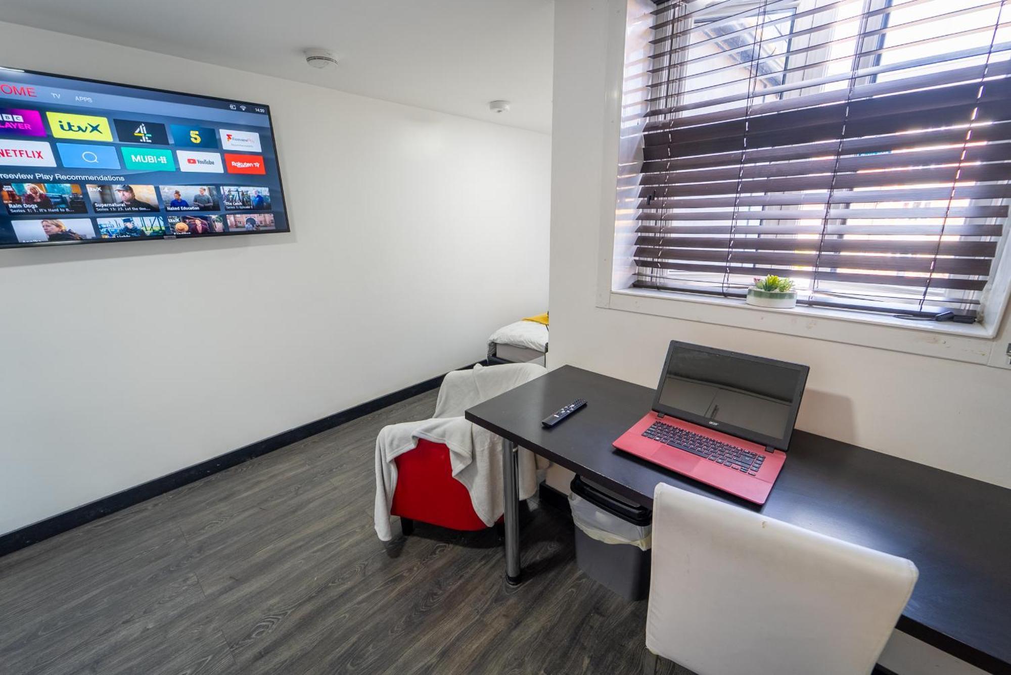 Staysa Equipped Studios Near Qe And Uob In Guesthouse Close To The City! Бирмингам Стая снимка